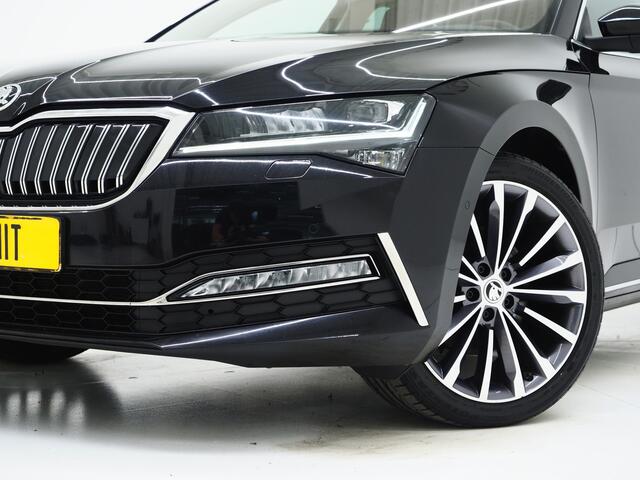 Skoda SUPERB Combi 1.4 TSI iV Laurin & Klement | Panoramadak | Leder | Trekhaak | Stoelkoeling | Massage | Canton | 360 | Memory