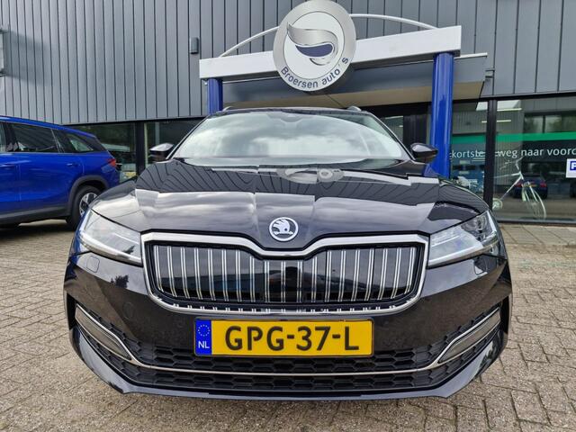 Skoda SUPERB Combi 1.4 TSI IV Business Edition Plus | 218PK | Navigatie | Camera | Cruise Control |