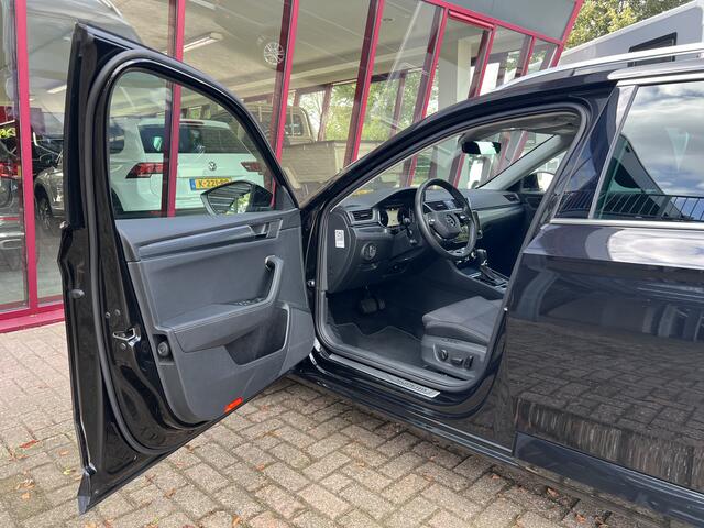 Skoda SUPERB Combi 1.5 TSI ACT Business Edition Plus | Trekhaak | ACC | Carplay | Navi | Stoel/Stuurverw. | Sfeer |