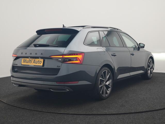 Skoda SUPERB Combi 1.4 TSI iV Sportline Business PHEV 218pk Dealer O.H. | Trekhaak Af Fabriek | Panodak | Adaptive Cruise | 360 Camera | Alcantara Sportstoelen Memory & Verwarmd | Stuur Verwarmd | Blis | Keyless | Crystal LED | Sfeerverlichting | Apple Carplay | Plug In Hybrid |