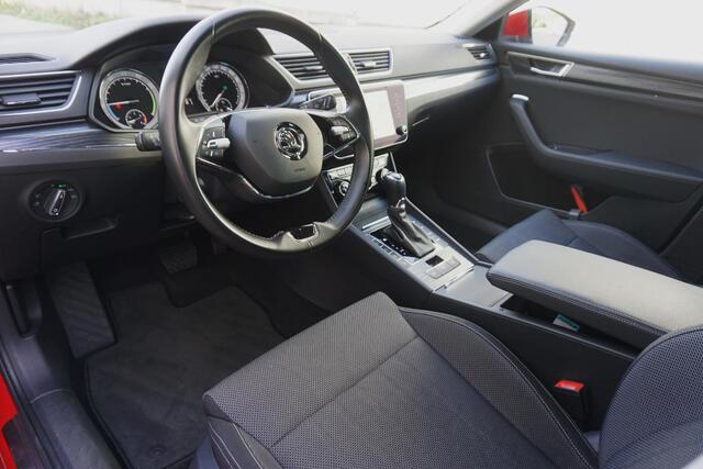 Skoda SUPERB 1.4 TSI iV Business Edition Plus/TREKHAAK/CAMERA!
