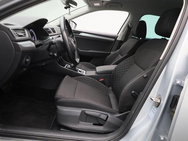 Skoda SUPERB Combi 1.4 TSI iV Business Edition Plus | STOELVERWARMING | CLIMATE CONTROL | NAVIGATIE | ADAPTIVE CRUISE CONTROL |