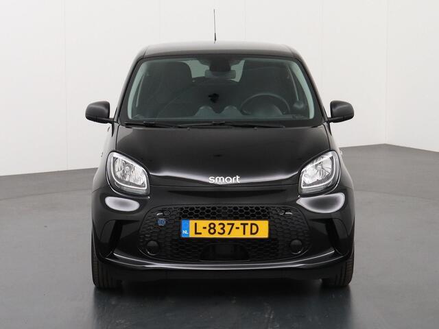 Smart EQ FORFOUR Essential 18 kWh | Lederen bekleding | Climate Control | Elekt. Pakket | Cruise control | LED-Dagrijverlichting | 24 Mnd. Certified garantie! |