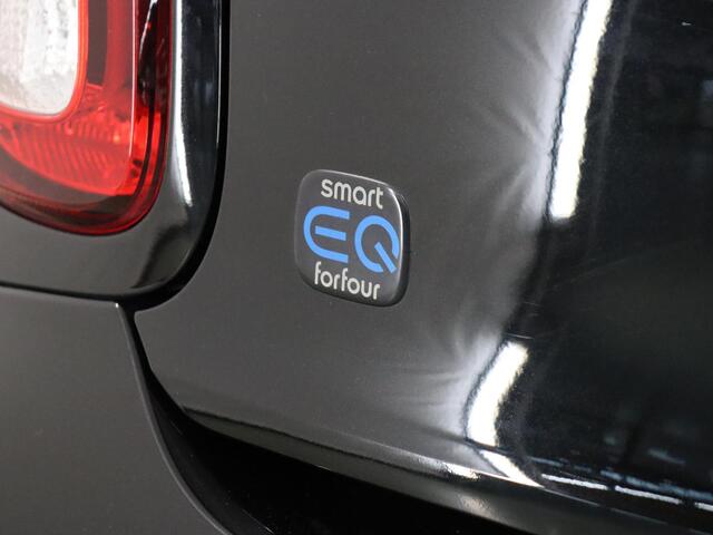 Smart EQ FORFOUR Essential 18 kWh | Lederen bekleding | Climate Control | Elekt. Pakket | Cruise control | LED-Dagrijverlichting | 24 Mnd. Certified garantie! |