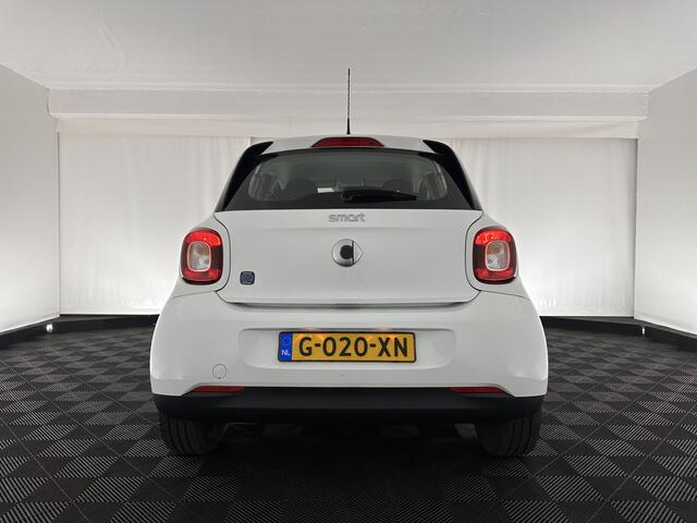 Smart EQ FORFOUR Business Solution 18 kWh [ 3-Fase ] (INCL.BTW) *FULL-LEATHER | AIRCO | CURISE | COMFORT-SEATS | 15''ALU*