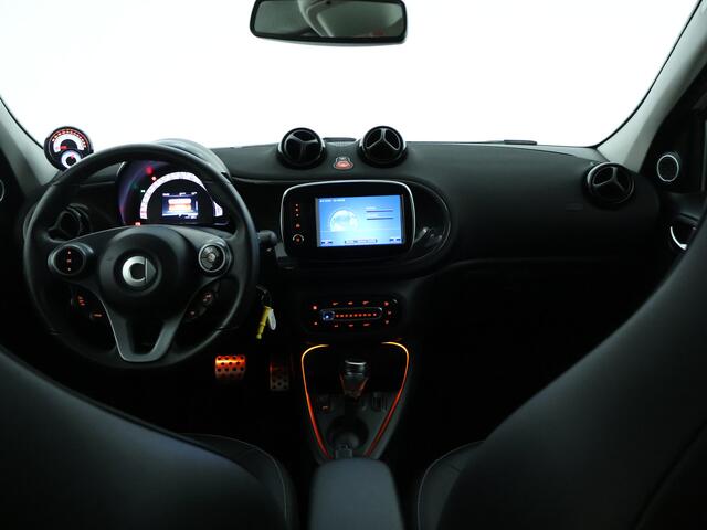 Smart EQ FORFOUR Comfort PLUS I Exclusive Pack | Winterpakket | JBL soundsystem | Navigatie | DAB | Parkeerpakket |
