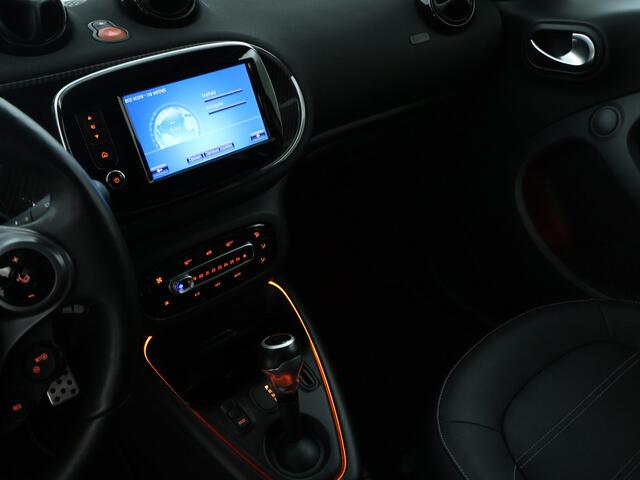 Smart EQ FORFOUR Comfort PLUS I Exclusive Pack | Winterpakket | JBL soundsystem | Navigatie | DAB | Parkeerpakket |