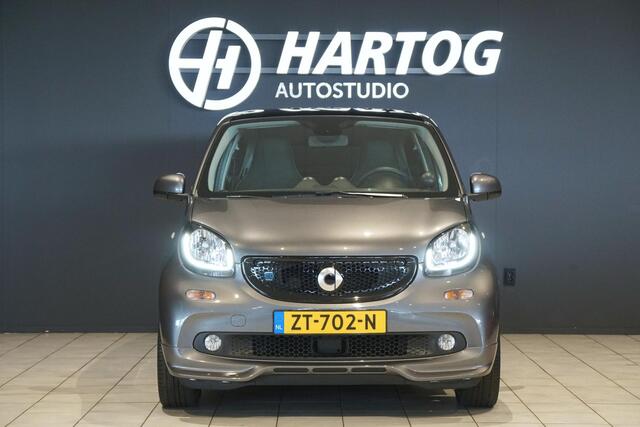 Smart EQ FORFOUR BRABUS Style 18 kWh + CAMERA / STOELVERWARING VOOR & ACHTER / PANO