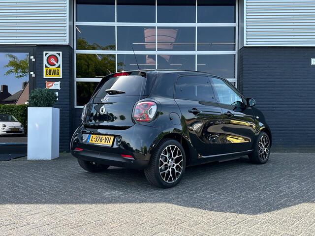 Smart EQ FORFOUR Comfort PLUS 18 kWh, Automaat, Bluetooth, Camera, Cruise, Pano, Leder, DAB, NAP