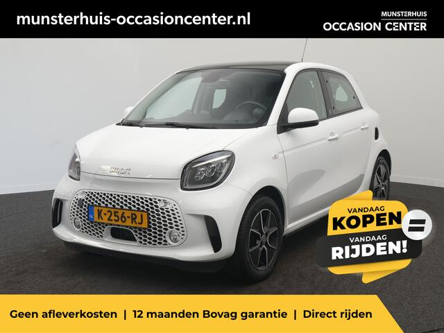 Smart EQ FORFOUR Comfort PLUS 18 kWh - RIJKLAARPRIJS - NAP LAGE KILOMETERSTAND - Camera - Panoramadak - Lederen bekleding - Stoelverwarming