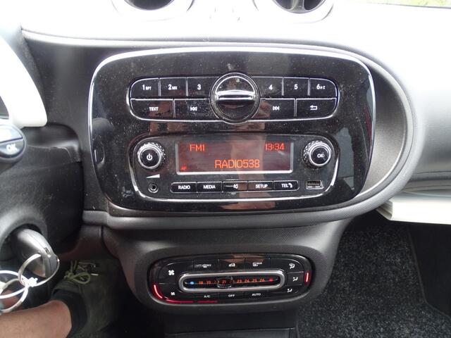 Smart FORFOUR 1.0 PURE-97263 Km-Airco-Blth-Usb-Cruise