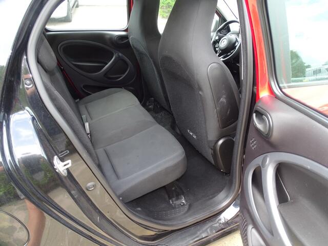Smart FORFOUR 1.0 PURE-97263 Km-Airco-Blth-Usb-Cruise
