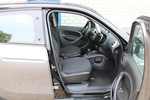 Smart FORFOUR 1.0 Automaat Airco Hoge instap