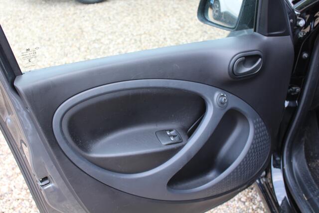 Smart FORFOUR 1.0 Automaat Airco Hoge instap