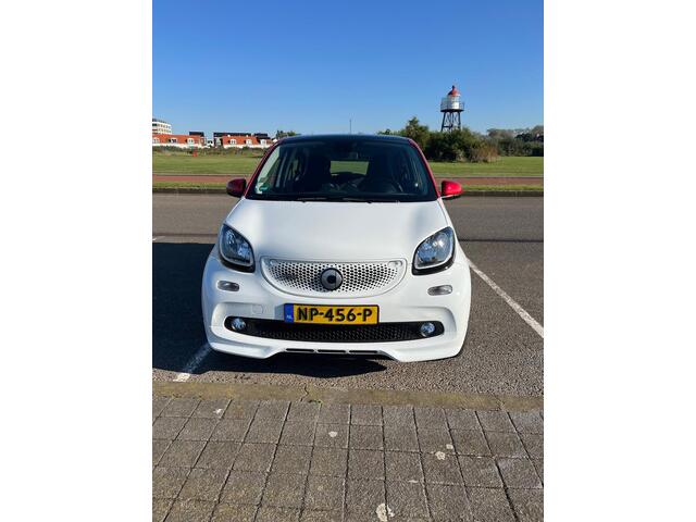 Smart FORFOUR 1.0 T BRABUS