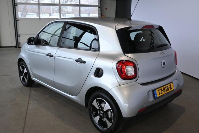 Smart FORFOUR 1.0 Business Solution Airco Elektrisch Pakket Lichtmetaal Rijklaarprijs Inruil Mogelijk!