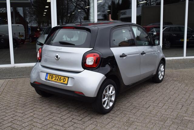 Smart FORFOUR 1.0 Business Solution//Airco//5drs//Two tone!