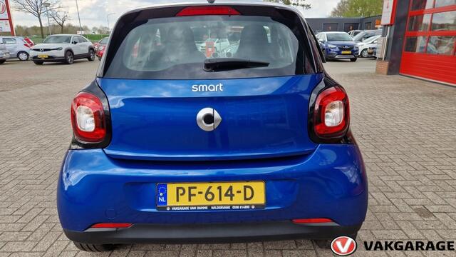 Smart FORFOUR 1.0 Pure
