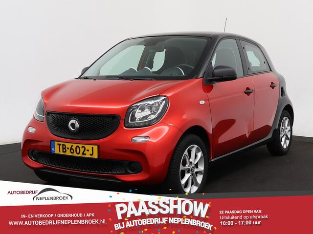 Smart FORFOUR 1.0 Business Solution bj 2018 km 42.000 Airco,14Inch,Cv,Radio/cd