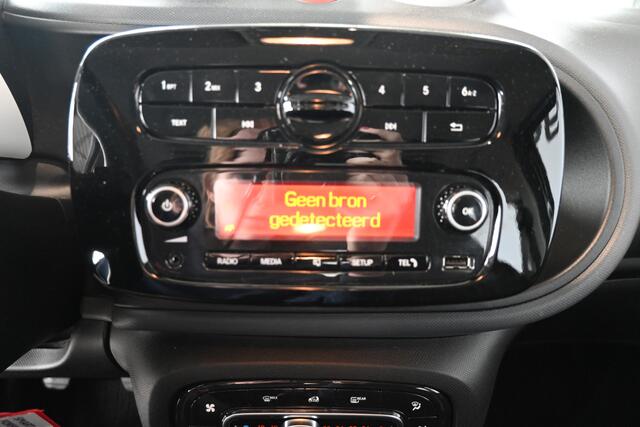 Smart FORFOUR 1.0 Business Solution Clima Elektrisch Pakket LED Rijklaarprijs Inruil Mogelijk!