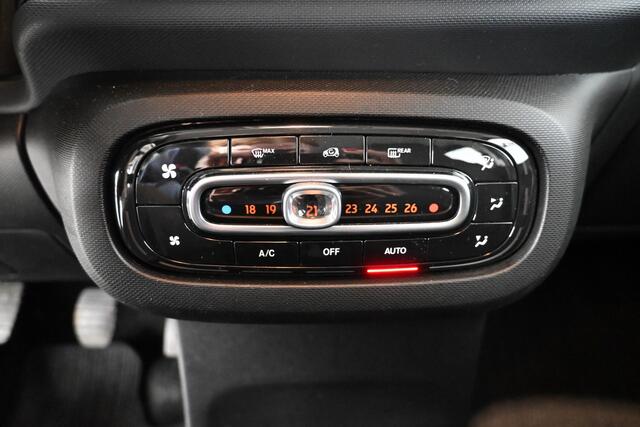 Smart FORFOUR 1.0 Business Solution Clima Elektrisch Pakket LED Rijklaarprijs Inruil Mogelijk!