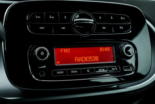 Smart FORFOUR 1.0 71 PK Passion | Automaat | Airco | | 15 Inch LMV | Led | Cruise control | Audio | Telefoon voorbereiding |