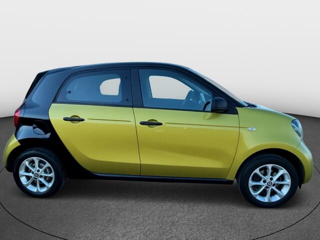 Smart FORFOUR 1.0 Pure | Comfort pack | Cool & audio