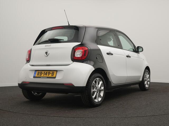 Smart FORFOUR 1.0 Pure - RIJKLAARPRIJS - Cruise Control - Lichtmetalen velgen