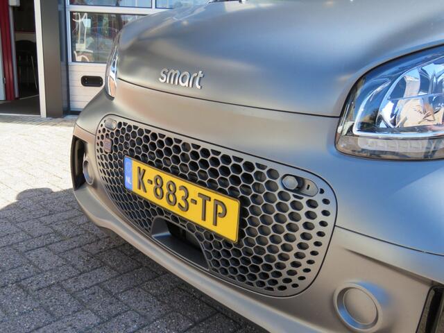 Smart FORTWO EQ Comfort / 160KM NEDC / Matt / Stoelverw. / FABRIEKS garantie