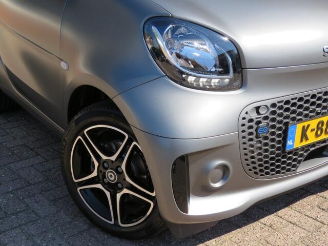 Smart FORTWO EQ Comfort / 160KM NEDC / Matt / Stoelverw. / FABRIEKS garantie