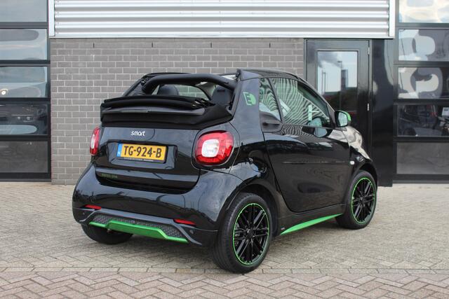 Smart FORTWO Cabrio Electric Drive Prime 18 kWh Brabus / Carplay / JBL / N.A.P.