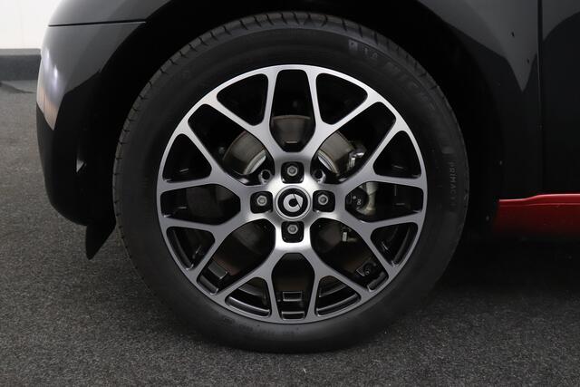Smart FORTWO EQ Comfort PLUS Pano-dak Camera Carplay Leder