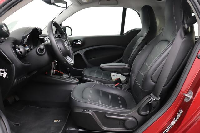 Smart FORTWO EQ Comfort PLUS Pano-dak Camera Carplay Leder