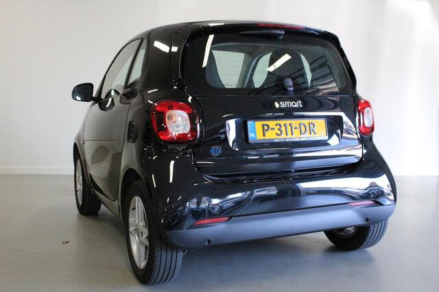 Smart FORTWO EQ Essential 18 kWh | STOEL-VERW | CLIMA | 15'LMV | CPV | NL-AUTO+N.A.P! | AUX | MEDIA/TEL | LED |