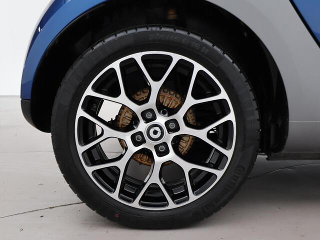 Smart FORTWO cabrio EQ COMFORT PLUS 18 KW + 16 INCH LMV | LEDER | STOELVERW. | CAMERA | NAVIGATIE