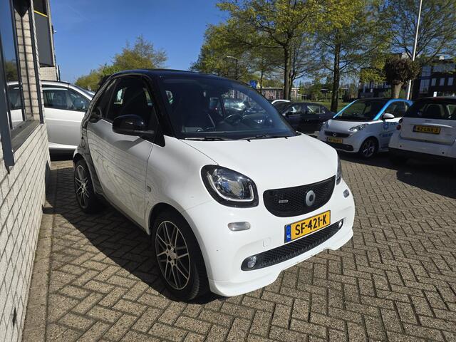 Smart FORTWO cabrio 1.0 Turbo BRABUS Xclusive