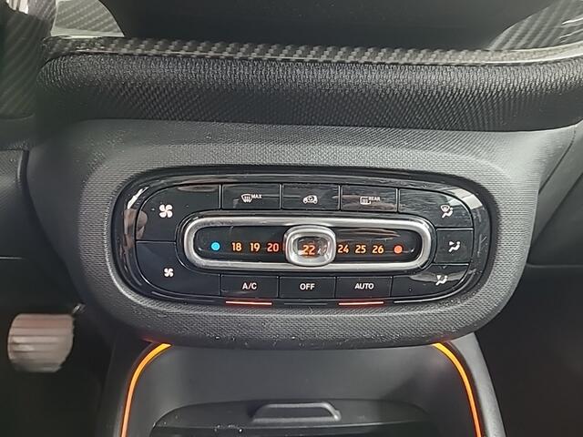 Smart FORTWO EQ Brabus Style 18 kWh 1e-Eig. & Dealer-Onderh. BOVAG-Garantie. NL-Auto.