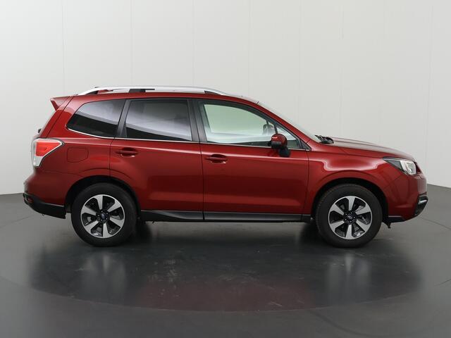 Subaru FORESTER 2.0 Premium | Trekhaak | Panoramadak | Navigatie | Stoelverwarming/ventilatie | Parkeercamera |