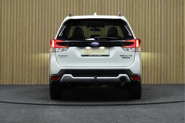 Subaru FORESTER 2.0i e-BOXER First Edition | Adaptive-cruise | Elek. Glazen Panoramadak | Apple Carplay & Android Auto | Navigatie | Leder | Camera | Keyless | Afneembare Trekhaak | Dodehoekdetectie