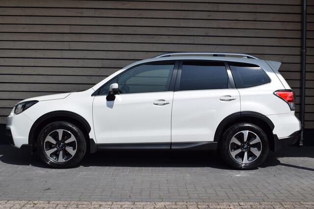 Subaru FORESTER 2.0 Comfort - Dealer onderhouden - Afneembare trekhaak
