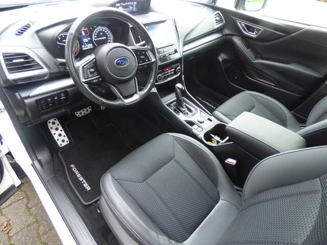 Subaru FORESTER 2.0i e-BOXER Luxury-Plus | Trekhaak |