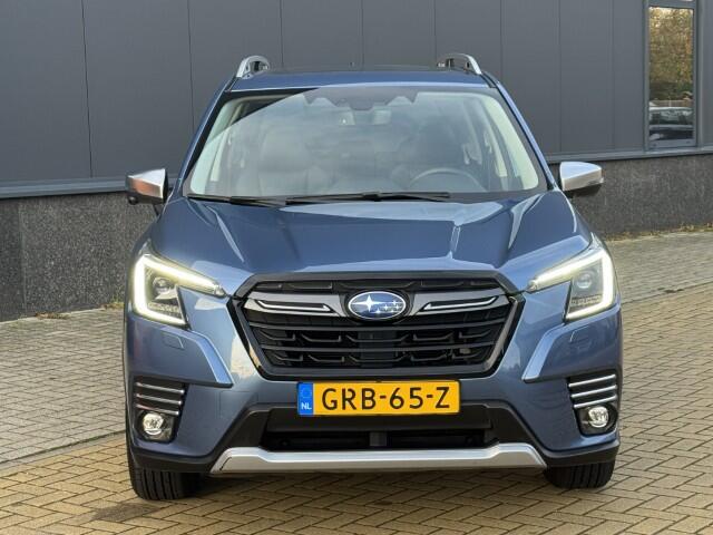 Subaru FORESTER 2.0i e-BOXER Premium Pano dak
