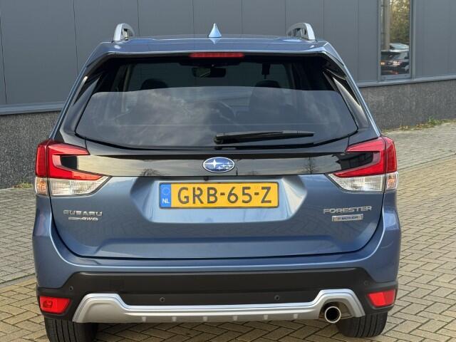 Subaru FORESTER 2.0i e-BOXER Premium Pano dak