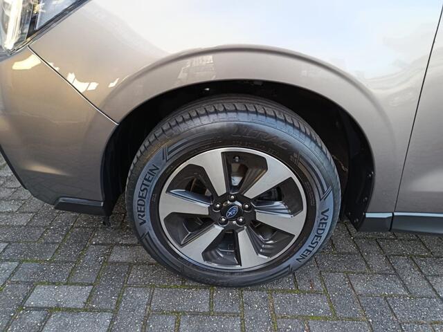 Subaru FORESTER 2.0 LUXURY
