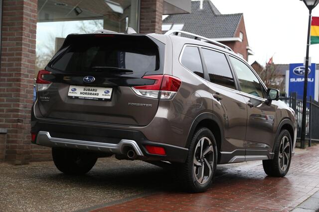 Subaru FORESTER 2.0i e-BOXER Premium Schuifdak Leer Navi Camera ACC