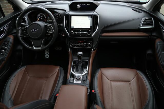 Subaru FORESTER 2.0i e-BOXER Premium Schuifdak Leer Navi Camera ACC