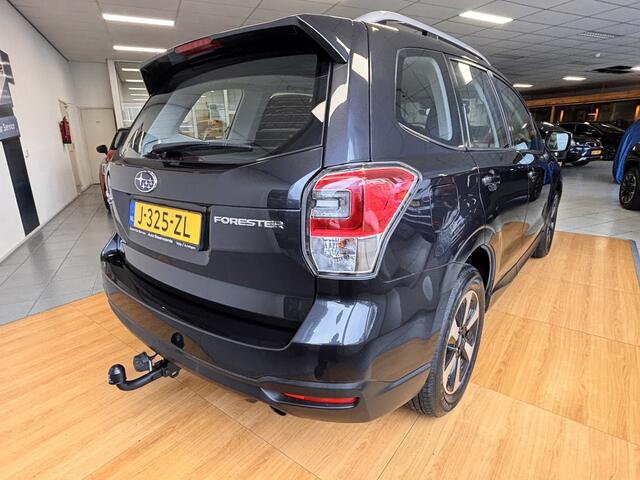 Subaru FORESTER 2.0 PANODAK - TREKHAAK - DEALER ONDERHOUDEN