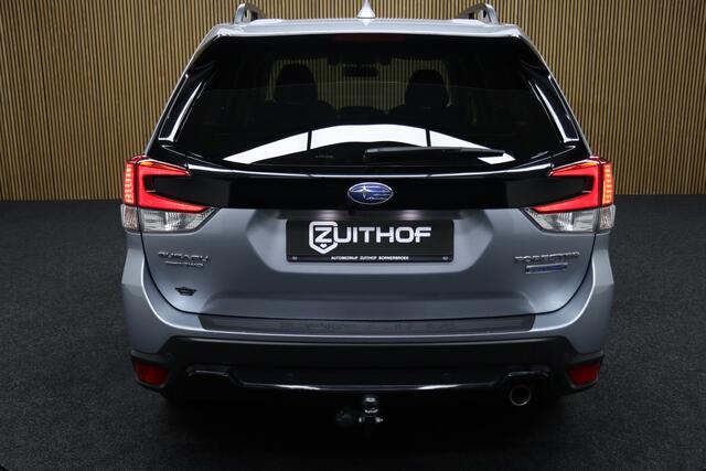 Subaru FORESTER 2.0i e-BOXER Luxury | Maps Navigatie | Trekhaak | Adaptive-cruise | Camera | Clima | Apple Carplay & Android Auto | Keyless | Elek. Achterklep | Stoelverwarming V+A | Dodehoekdetectie