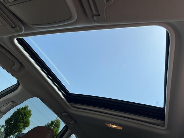 Subaru FORESTER 2.0i e-BOXER First Edition Automaat | Lage Kilometerstand | Apple Carplay & Android Auto | All Season Banden | Lederen interieur | Elek. Schuif/Kantel Dak