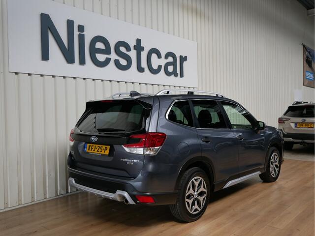Subaru FORESTER 2.0i e-BOXER First Edition